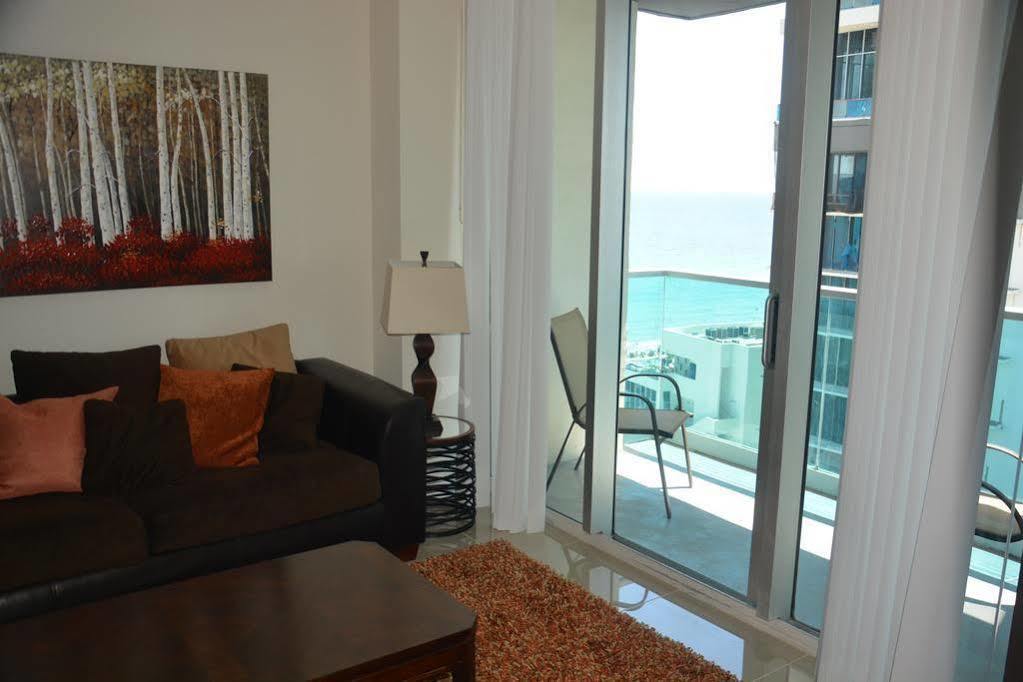 Apartments At Sian Residences 哈兰代尔海滩 外观 照片